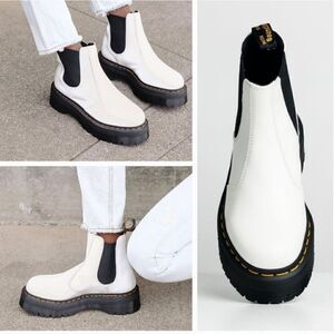 White Dr. Martens 2976 Quad Chelsea Boot Size 7 NWT AirWair